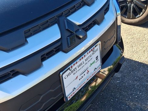 Used 2024 Mitsubishi Outlander Sport ES AWD/4WD image 4