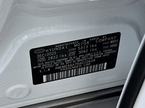 Used 2024 Hyundai Ioniq 6 SE RWD image 12