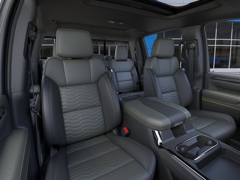 New 2026 Chevrolet Silverado 2500 ZR2 image 16