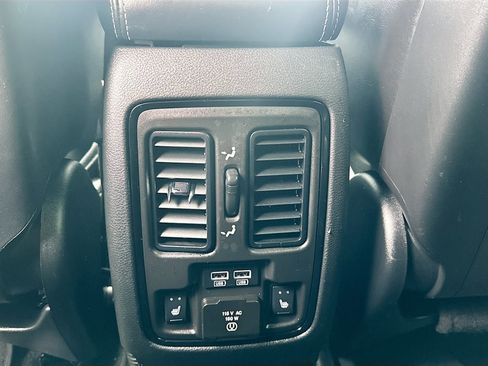 Used 2021 Dodge Durango SRT Hellcat w/ Technology Group image 27