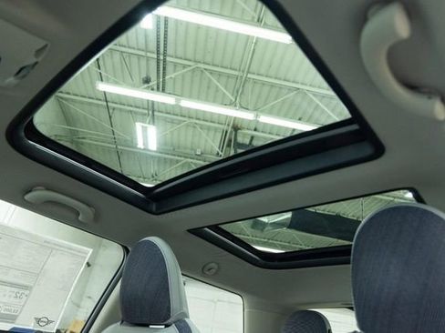 Certified 2025 MINI Cooper S image 15