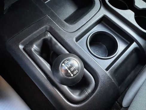 Used 2015 RAM 2500 Tradesman w/ Chrome Appearance Group image 22