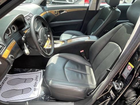 Used 2008 Mercedes-Benz E 350 Sedan image 21