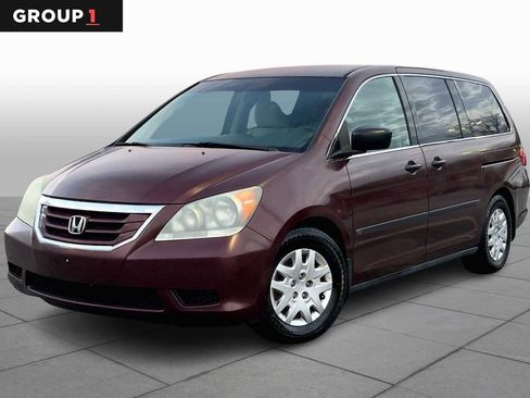 Used 2010 Honda Odyssey LX image 1