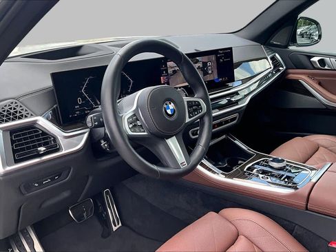 Used 2024 BMW X5 xDrive40i w/ Executive Package AWD/4WD image 18