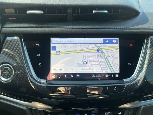 Used 2025 Cadillac XT6 Sport w/ Technology Package image 33