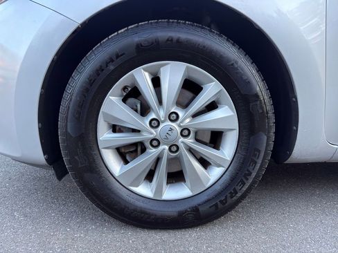 Used 2016 Kia Sedona LX w/ LX Convenience Package image 36