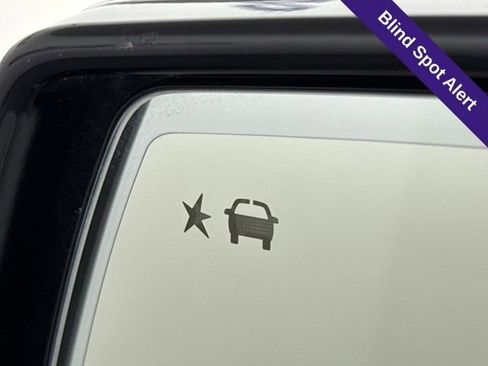 Used 2015 Chevrolet Tahoe LTZ image 27