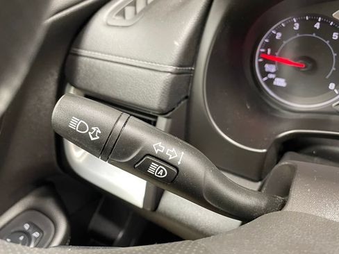 Used 2024 GMC Terrain SLE AWD/4WD image 30