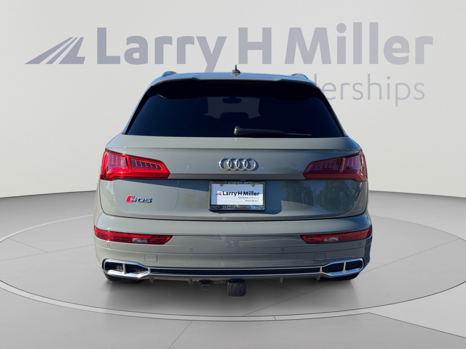 Used 2019 Audi SQ5 Premium Plus w/ Premium Plus Package AWD/4WD image 4