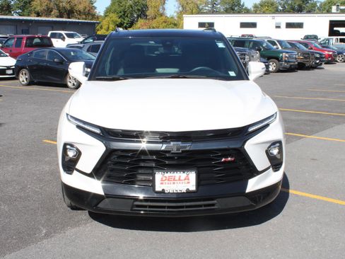 Used 2024 Chevrolet Blazer RS w/ Driver Confidence II Package image 2