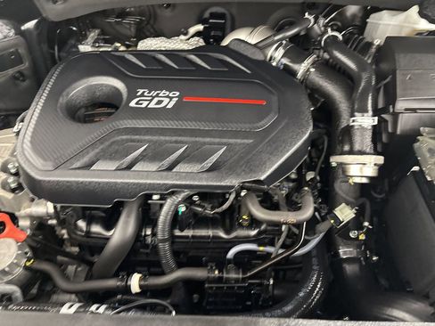 Used 2019 Hyundai Santa Fe AWD image 32