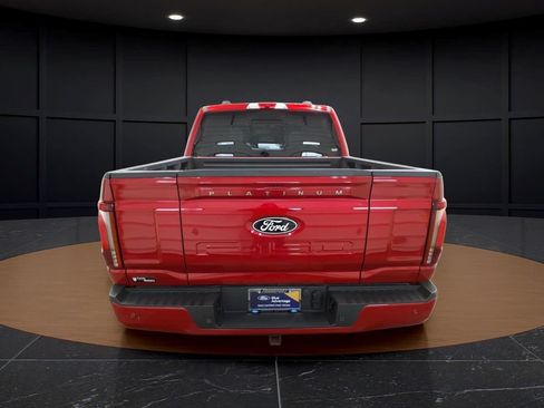 Used 2025 Ford F150 Platinum w/ Equipment Group 702A High AWD/4WD image 5