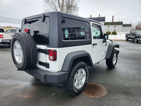 Used 2013 Jeep Wrangler Sport image 15