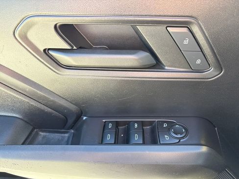 Used 2023 Chevrolet Colorado Trail Boss w/ Technology Package image 16