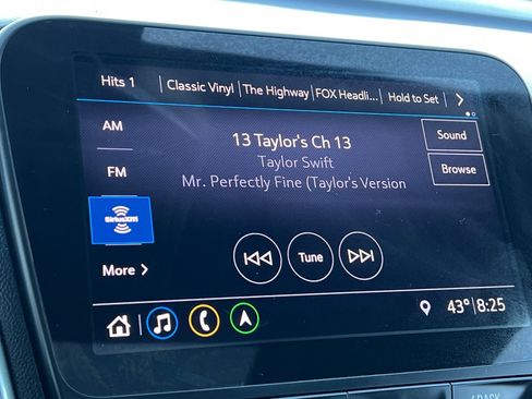 Used 2020 Chevrolet Equinox LT image 15