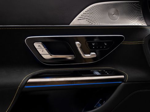 Used 2025 Mercedes-Benz AMG GT 55 image 58