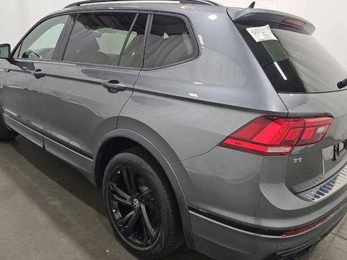 Used 2023 Volkswagen Tiguan SE R-Line FWD image 6