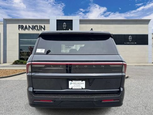 New 2026 Lincoln Navigator L Reserve AWD/4WD image 6
