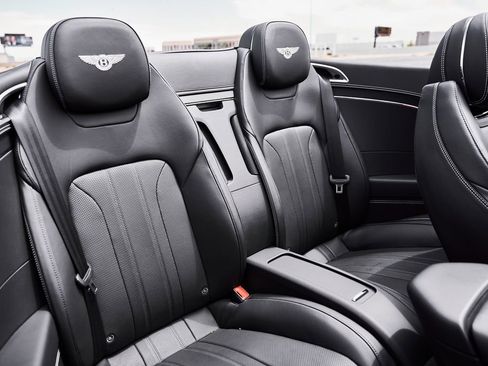 Used 2020 Bentley Continental GT AWD/4WD image 37