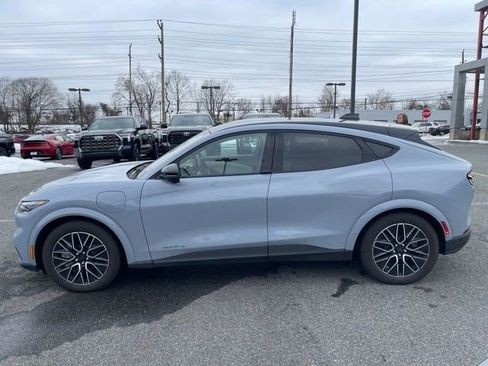 Used 2025 Ford Mustang Mach-E Premium image 4