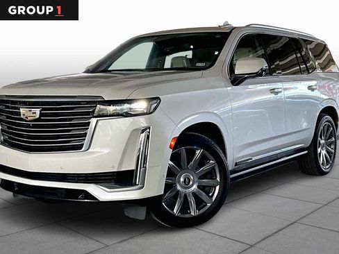 Used 2021 Cadillac Escalade Premium Luxury Platinum w/ Heavy-Duty Trailer Package image 1