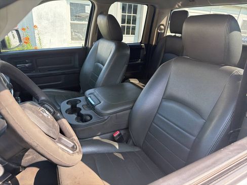 Used 2016 RAM 1500 Tradesman RWD image 11