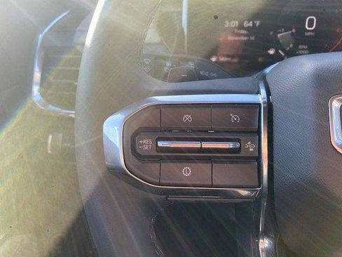 New 2026 GMC Acadia Elevation image 20