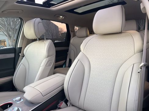 New 2026 Genesis GV80 2.5T Advanced image 13