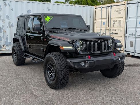 Used 2024 Jeep Wrangler Unlimited Rubicon w/ XTREMEE 35" Tire Package AWD/4WD image 1