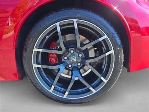 Used 2016 Nissan 370Z NISMO RWD image 29