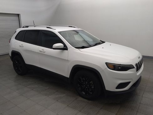 Used 2020 Jeep Cherokee Latitude FWD image 11