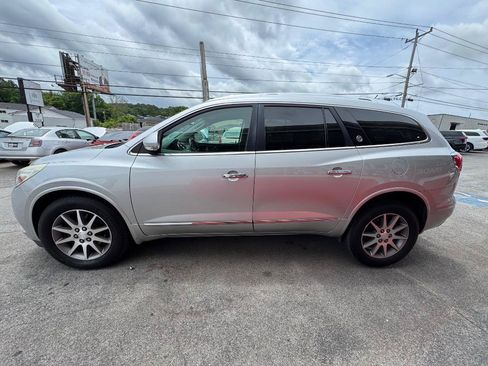 Used 2015 Buick Enclave Leather FWD image 2