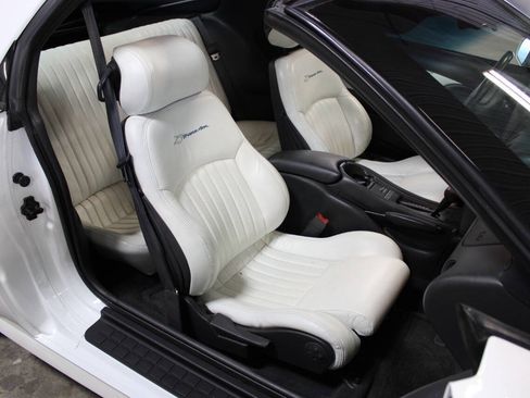Used 1994 Pontiac Firebird Coupe RWD image 29