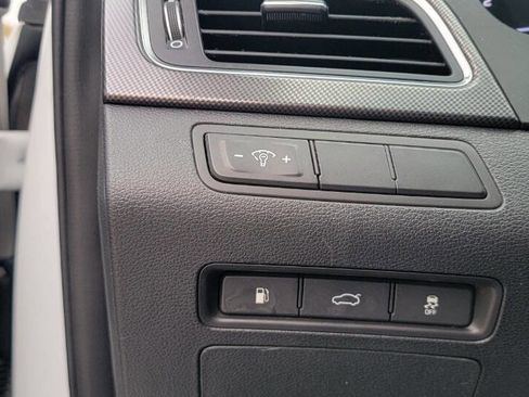 Used 2017 Hyundai Sonata Sport w/ Value Edition Package 02 image 16