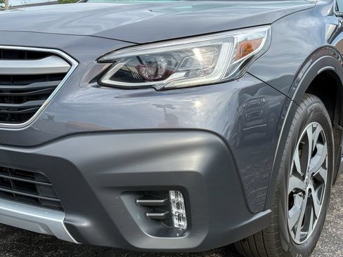 Used 2020 Subaru Outback Touring XT AWD/4WD image 6