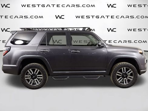 Used 2018 Toyota 4Runner SR5 image 45