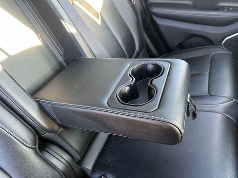 Used 2023 Jeep Grand Cherokee 4WD 4xe image 32