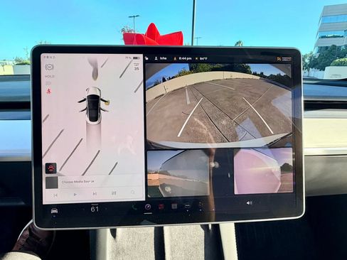 Used 2023 Tesla Model 3 Standard Range RWD image 36
