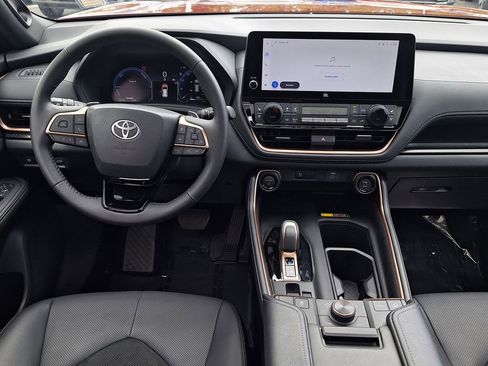 Used 2026 Toyota Grand Highlander AWD Hybrid image 16