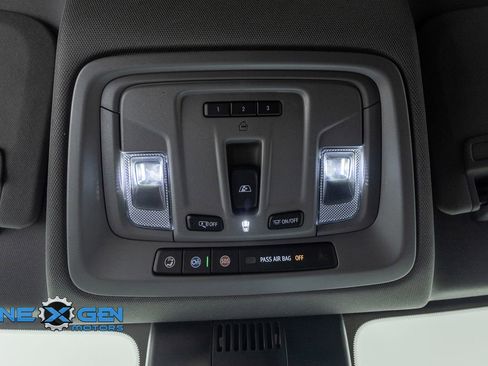 Used 2025 GMC Sierra 1500 Denali w/ Technology Package AWD/4WD image 20