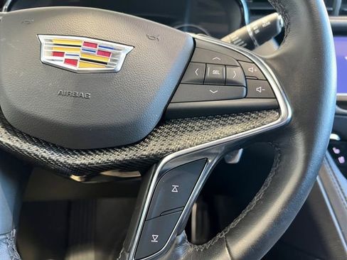 Certified 2024 Cadillac XT5 Sportv w/ LPO, Floor Liner Package AWD/4WD image 19