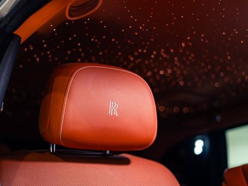 Used 2018 Rolls-Royce Phantom Sedan RWD image 18
