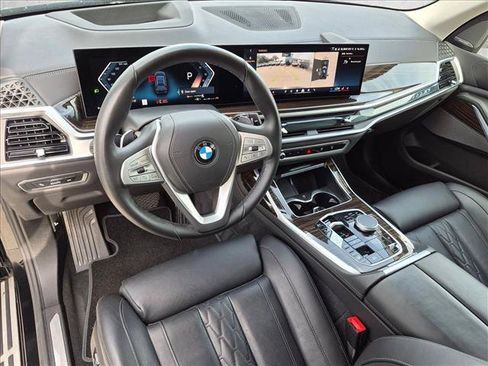 Used 2026 BMW X7 xDrive40i AWD/4WD image 10