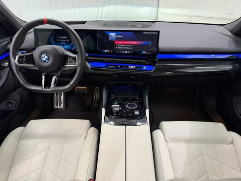 Used 2024 BMW i5 M60 w/ Premium Package AWD/4WD image 13