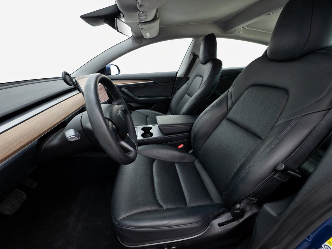 Used 2023 Tesla Model 3 Standard Range RWD image 13