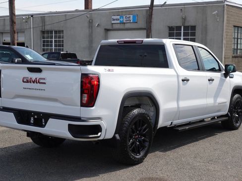 Used 2023 GMC Sierra 1500 Pro w/ Graphite Edition AWD/4WD image 4