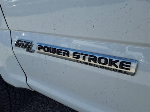 Used 2022 Ford F250 XL w/ Power Equipment Group image 32