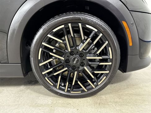 Used 2025 MINI Cooper S image 15