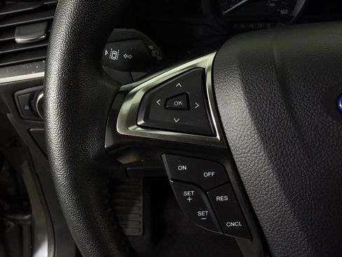 Used 2024 Ford Edge SEL AWD/4WD image 17